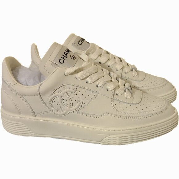 New CHANEL 36 5.5 White Leather CC Low-top Sneakers G45079 - Picture 3 of 10